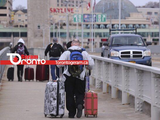 بازار داغ تاکسی های آمریکایی در مرز آمریکا و کانادا