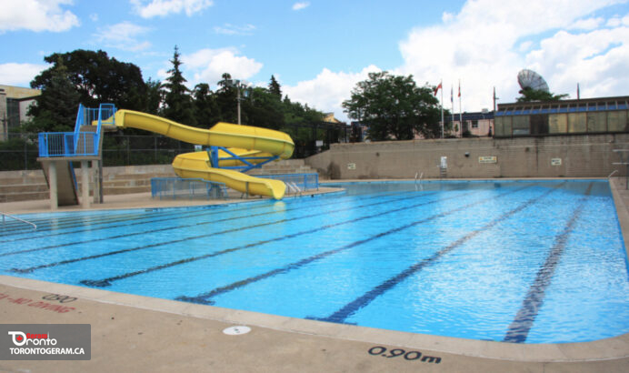 ده استخر عمومی تورنتو