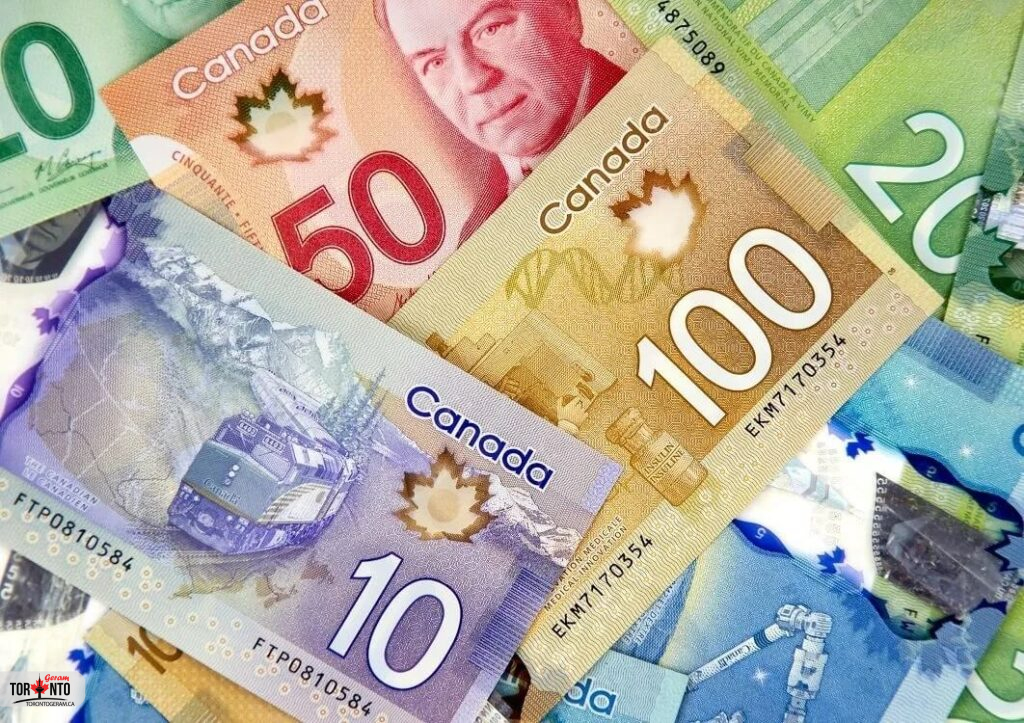 امروز سه شنبه 31 ژانویه 2022 و در ساعات اولیه شروع کار صرافی های تورنتو، نرخ نقدی دلار کانادا 34,300 تومان اعلام شد که نسبت به روز قبل از 50 تومان کاهش را نشان میداد.