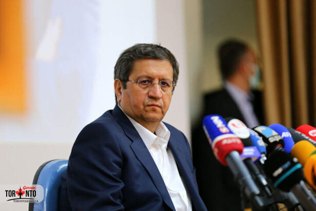 رییس پیشین بانک مرکزی نسبت به نرخ های متفاوت ارز در بازار واکنش نشان داد.