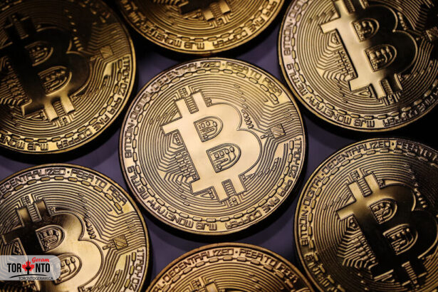 بزرگترین صرافی جهان برداشت بیت‌کوین را متوقف کرد