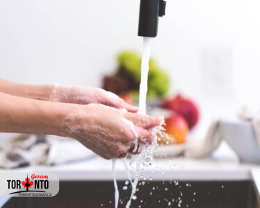 چیزهای چندش‌آوری که روی دست‌ها کمین کرده‌اند