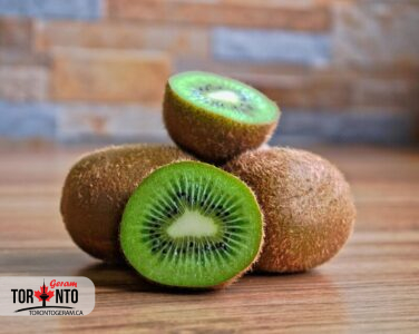 خوردن دو کیوی در روز شما را از مکمل ویتامین سی بی‌نیاز می‌کند