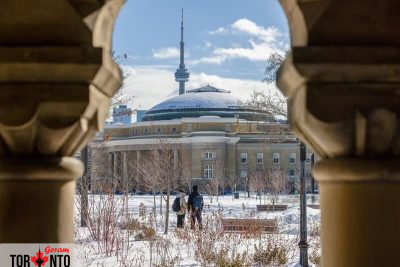 دانشگاه تورنتو برای 160 موقعیت شغلی استخدام میکند