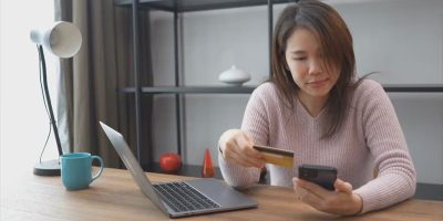 ۳۷ درصد کانادایی ها از فشارهای مالی احساس درماندگی می‌کنند